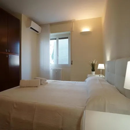 Ferienwohnung Residenza Feltre Mailand Exterior foto